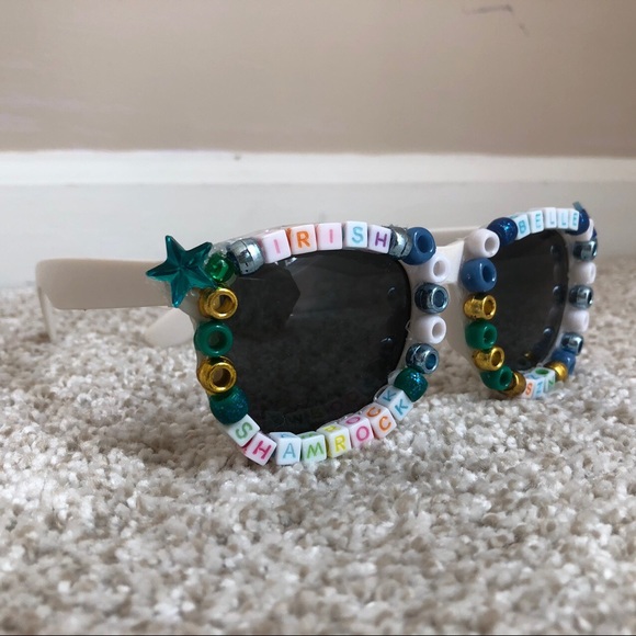 University of Notre Dame white beaded sunglasses I handmade! - Picture 4 of 5